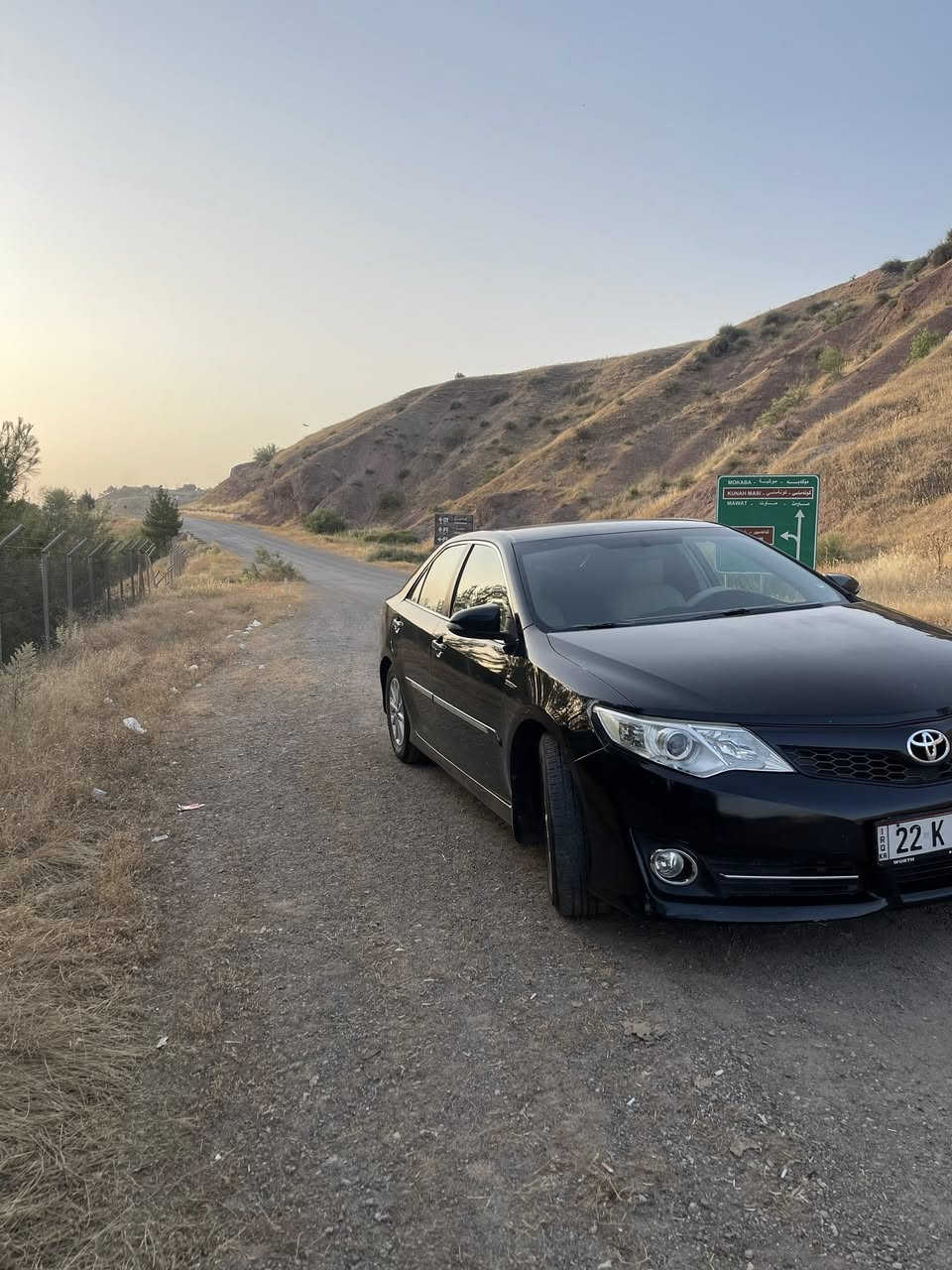 السلام وعليكم اخوان عندي كامري للبيع موديل ١٣ خليجي ماشية ١٢٤ مواصفات se  صبغ دعامية امامية السيارة باسمي رقم اربيل  السعر ١٤٥   
الاستفسار ***********
