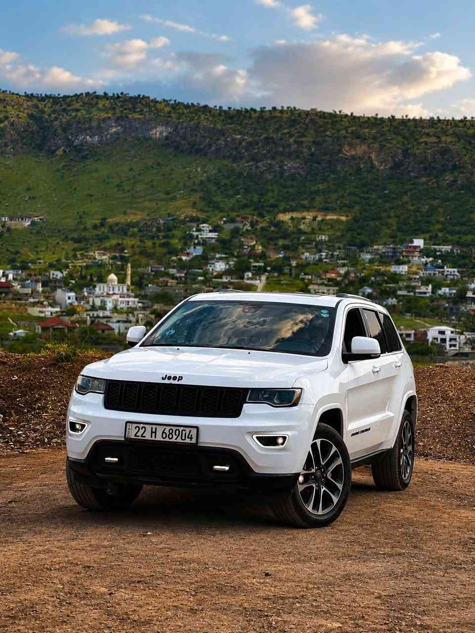جيب كراند شيروكي
سعر جدا مناسب 🔥

2018 

حجم المحرك : V6 3600

مواصفات فول 1/1 
ماعده الرادار الامامي 

مكفولة كفالة عامة

عداد المسافات : 140 mi 

رقم أربيل الجديد تحويل ثاني يوم 

مراوس بسيارات الشمالية فقط 

للاستفسار الاتصال على 

***********

مكان السيارة بغداد

