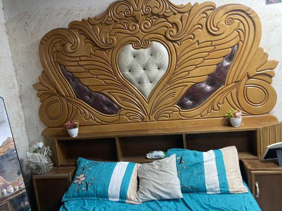 سلام عليكم غرفه للبيع جديده بيها ضرر بسيط بس هاي غرفه حلوه نضيفه سعر 650


**إذا كنت صاحب هذا الإعلان وتريد حذفه لأي سبب، رجاءا أرسل رسالة إلى الدعم الفني**