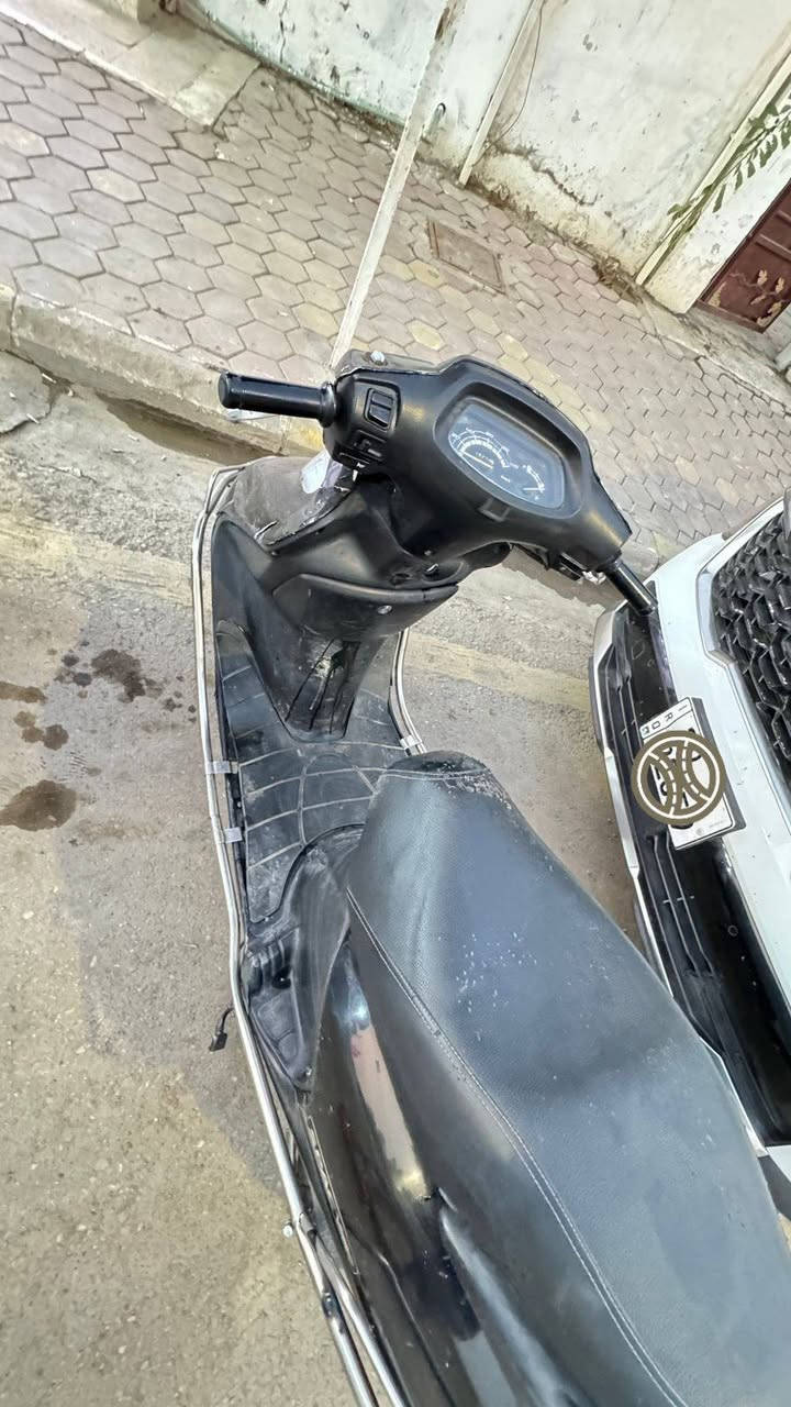 للبيع  دراجه سبيسي ياباني نظيفه مجفتة مرة وحدة دراجة كلشي بيها بلادي وبيها معدل خير من الله السعر ٧٠٠ بيها مجال مكاني ١٤تموز
 رقمي***********
