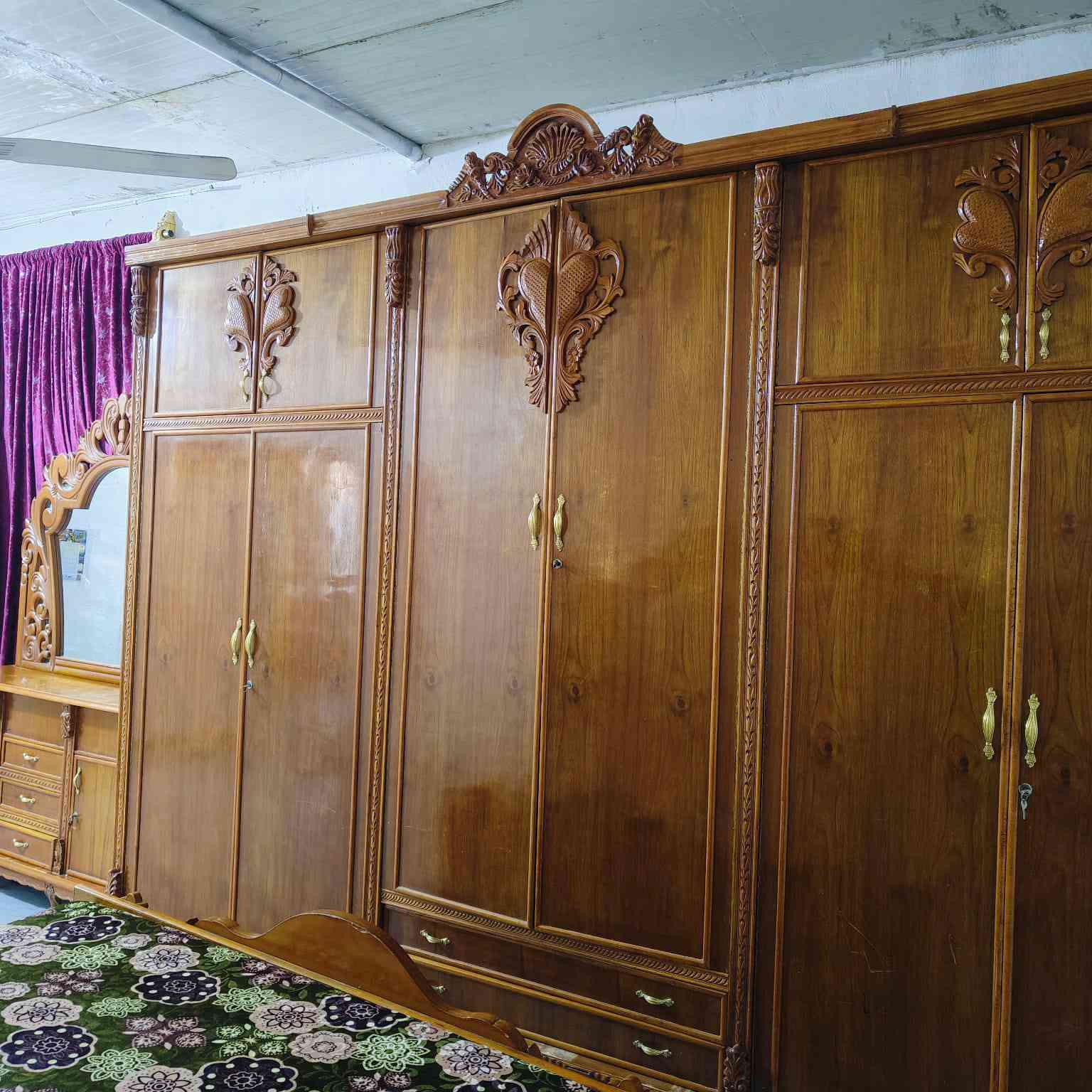 غرفه اخشاب عراقيه شغل درجه اولى السعر مليون وبيها مجال مكان حي البتول بغداد السياحي اي استفسار هذا رقم التليفون اني مكلف بالنشر***********
