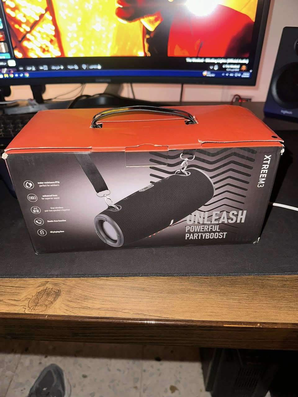 سلام عليكم 
سماعات JBL للبيع


**إذا كنت صاحب هذا الإعلان وتريد حذفه لأي سبب، رجاءا أرسل رسالة إلى الدعم الفني**