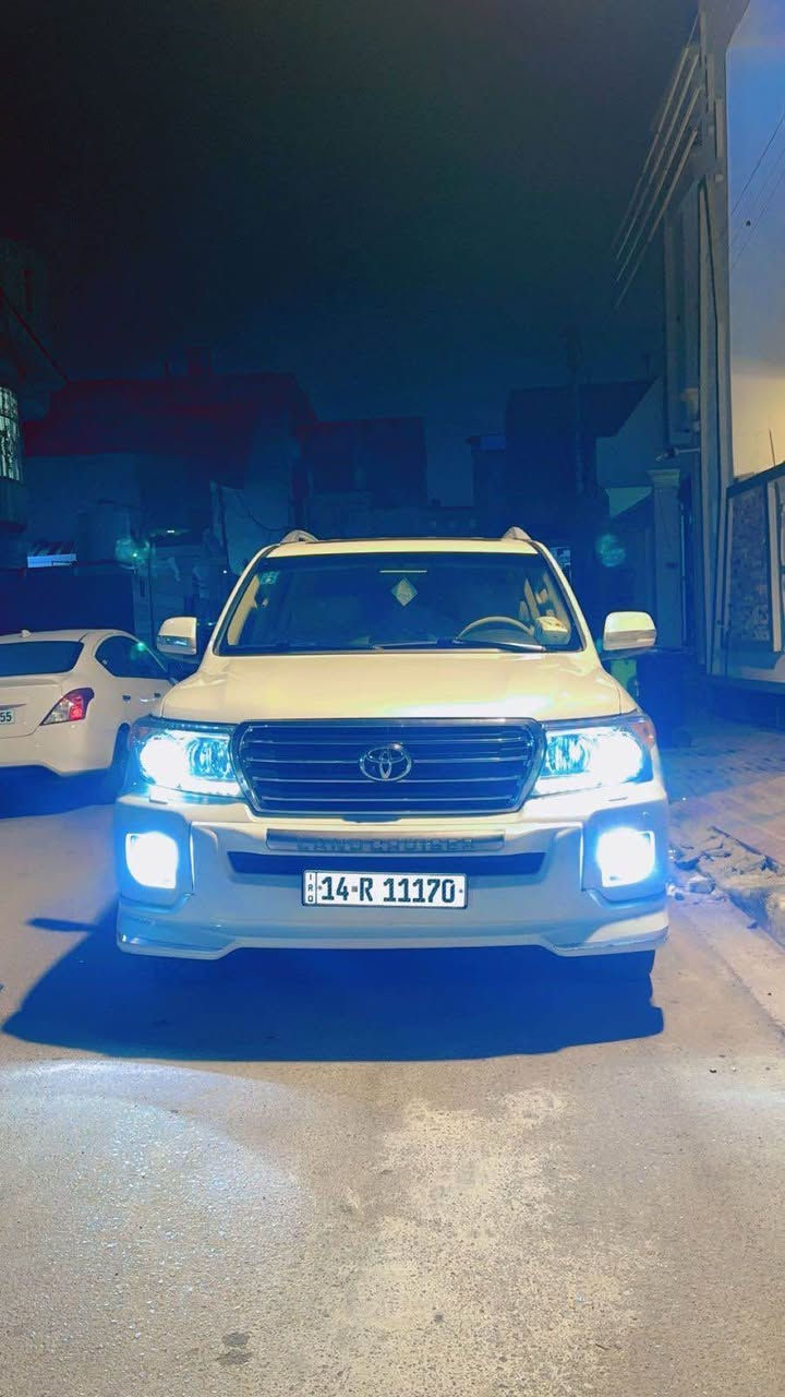 لاند كروز 2014 GXRكفاله عامه فقط بيه  بارد ماشيه 144الف سياره رقم بصره شبه مميز تحويل ثاني يوم الاستفسار:*********** البصرة, العراق
