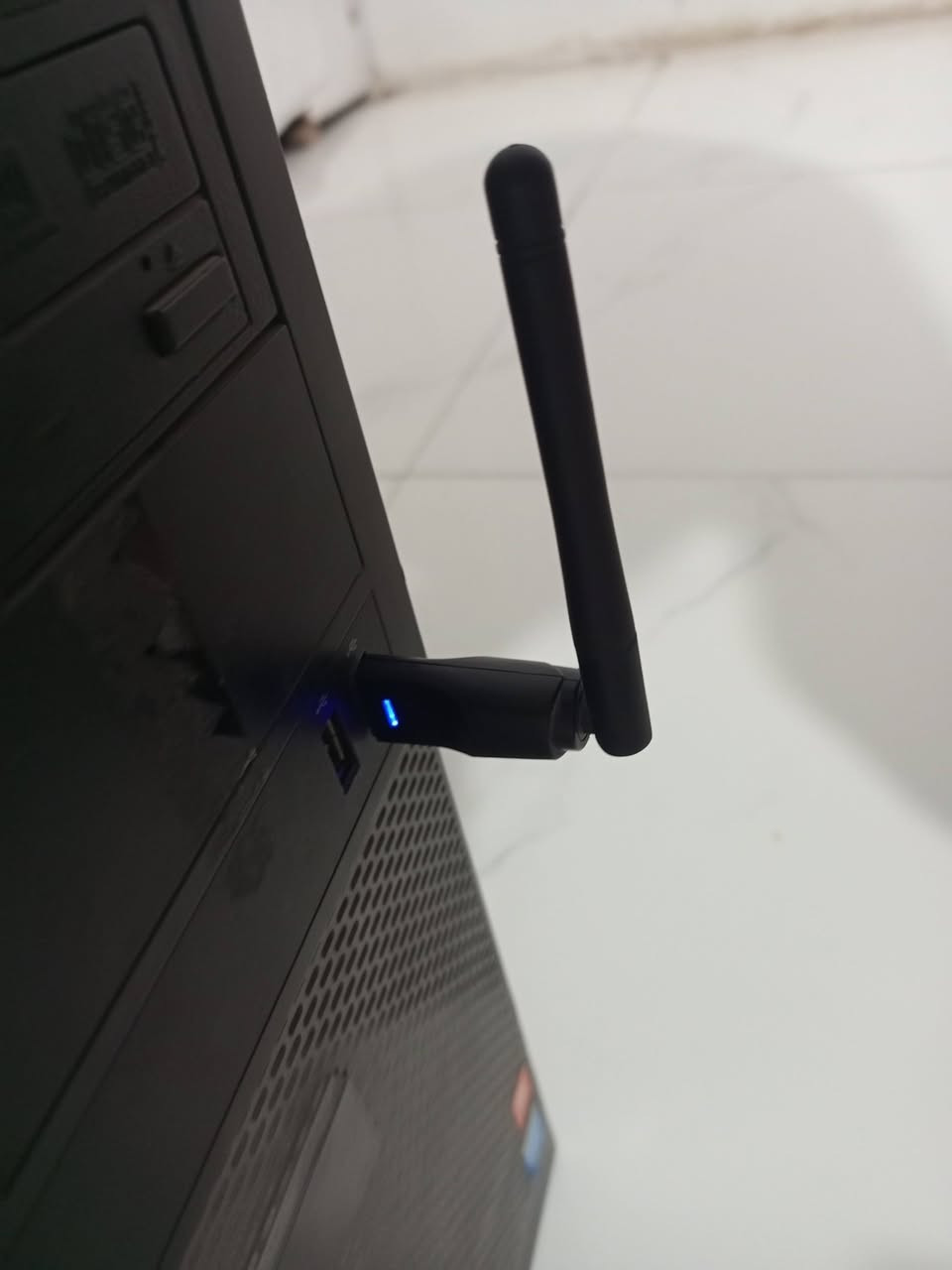 pc للبيع
الموصفات 
intel core i5 4670 4core 4threads
يجي مع كرت داخلي  
الهارد ssd128 hdd512 
الرام 16 ddr3 
الكرت 1050ti 4g asus 
يجي مع الشاشه الزغيره حجمها 18.5 
دقتها 768 HD vga تجي مع محول من vga الى hami
 ويو اس بي يجي وياها
يجي وياها يد اكس بوكس وسماعة

سعر بس كيس ب270.كاملة مع الشاشه والكيبورد والماوس واليدات والسماعة واليو اس بي  ب360 وبيها مجال للطيبين
 الاستفسار اكثر خاص


**إذا كنت صاحب هذا الإعلان وتريد حذفه لأي سبب، رجاءا أرسل رسالة إلى الدعم الفني**