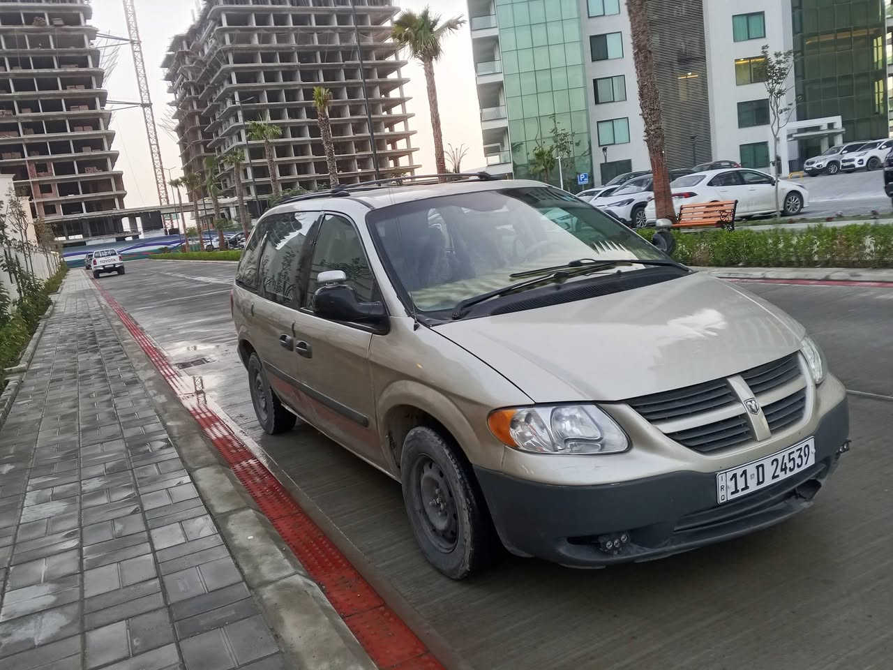 السلام عليكم 
دوج كرفان ذهبي 2006 رقم بغداد، 3.300 الهزة لل 7 مصفرة من كلشي، شاشة لمس كار بلي فول مواصفات، مزودة ب حصان بين السايق والسكن مكانها بغداد السعر 78،


**إذا كنت صاحب هذا الإعلان وتريد حذفه لأي سبب، رجاءا أرسل رسالة إلى الدعم الفني**