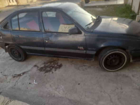 كاديت للبيع 91 رقم نينوى اخضر سنويه خضره شرط التحويل كاربون موجود السعر 18 وبيها مجال 
***********
***********
