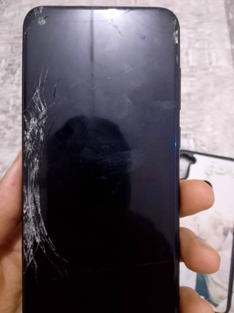 سلام عليكم سامسونغ A11 ذاكرة 32GB بطارية 5000 جهاز بس الشاشة مكسورة كسر بسيط ابد ما مأثر على المس واكو نقطة سواد كلش زغيرة يم الكامرة بس هم ما مأثر على الكامرة ابد جهاز يخبل واستعمال بيت ينزل ببجي رايدة 80ألف وبي مجال للشراي مو شراي لا تكسر بل سعر البصرة, العراق


**إذا كنت صاحب هذا الإعلان وتريد حذفه لأي سبب، رجاءا أرسل رسالة إلى الدعم الفني**