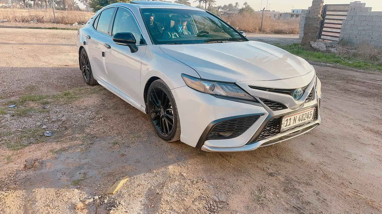 ‏2022  𝐓𝐎𝐘𝐎𝐓𝐀 𝐂𝐀𝐌𝐑𝐘
للبيع 
تويوتا كامري (XSE) موديل : 2022
اللون : سموك المميز  
عداد المسافة :57 
حجم المحرك : 2.5L ( 4.سلندر )
السياره جاهزه من كلشي وعليها ادامه كامله  
الضرر : جاملغ امامي وبنيد‏
المواصفات : 𝐗𝐒𝐄
فـول مـواصـفـات فتحة
ابواب  بصمة
بصمة تشغيل 
تشغيل عن بعد (𝐑𝐄𝐌𝐎𝐓𝐄 𝐒𝐓𝐀𝐑𝐓)
شاشة  كبير
كاميرا خلفية 
ويل 19 الرياضي 
حساسات خلفيه
هاند بريك بصمة
اوتو هولد (𝐀𝐔𝐓𝐎 𝐇𝐎𝐋𝐃)
اوتو ستارت (𝐀𝐔𝐓𝐎 𝐒𝐓𝐀𝐑𝐓)
اوتو ستوب (𝐀𝐔𝐓𝐎 𝐒𝐓𝐎𝐏)
رادار امامي (تحديد مسار)
‏‎رادار جانبي (نقاط عمياء)

مانع انزلاق+𝐀𝐁𝐒
3انظمة  (𝐄𝐂𝐎) (𝐍𝐎𝐑𝐌𝐀𝐋)(𝐒𝐏𝐎𝐑𝐓)
نظام EV MODE
تحكيم استيرن+ شفتات استيرن
كشنات جلد ، كشنات كهربائي
كشنات الامامي هيتر ستيرن هيتر
لايتات (𝐋𝐄𝐃) عدسة زينون بيلادي
اناره داخليه led 
ترحيب بلادي بالدواسات 
شاحن وايرلس
مثبت سرعه تفاعلي قيادة اليه 
تحديد مسار  
السعر 196 وبي مجال بسيط
مكاني بغداد
للاستفسار اتصل على هذا الرقم 

***********
