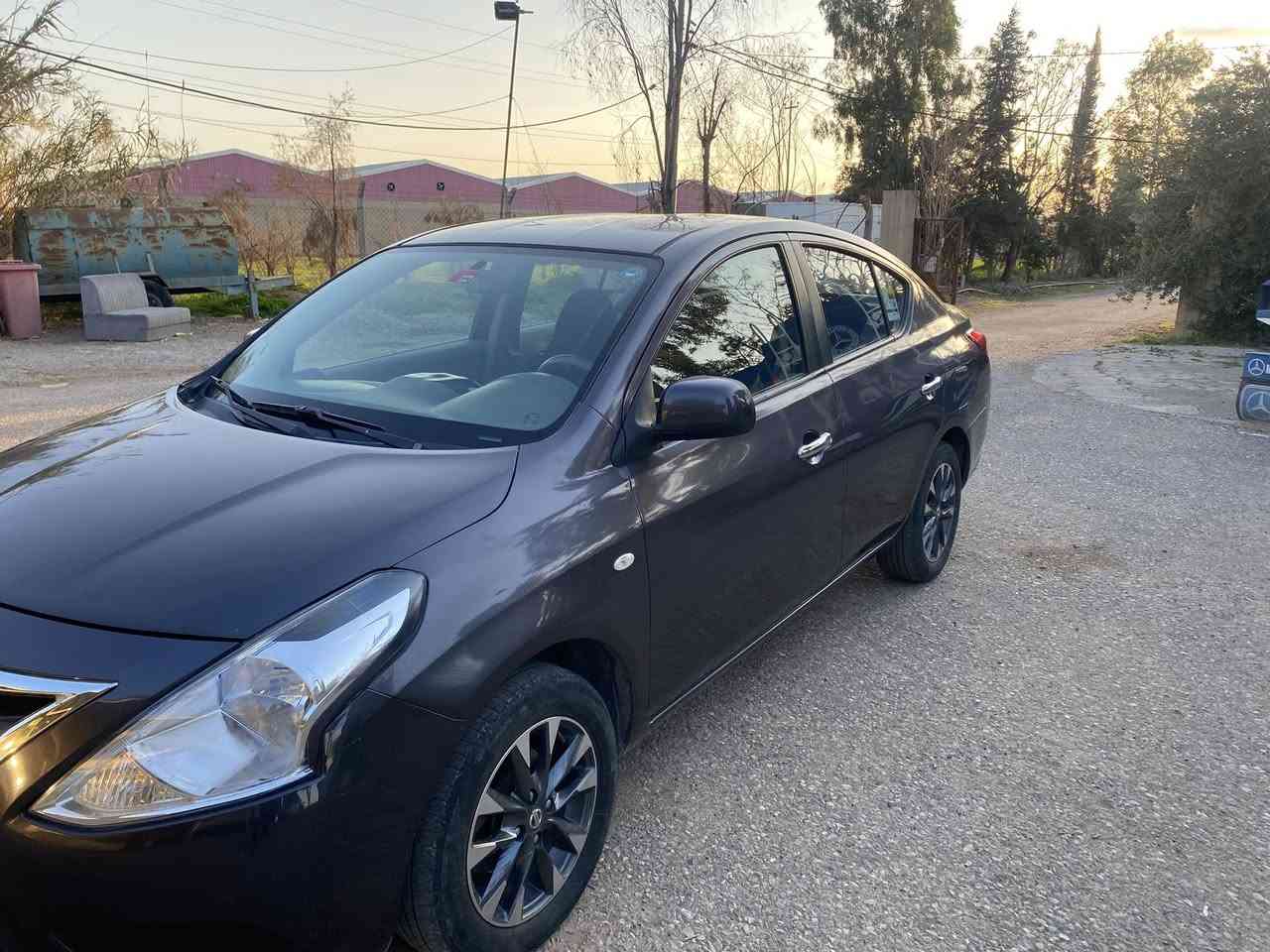 نیسان سەنی لاکشمیبای 2019 گێڕ ئۆتۆماتیک ڕەقەم هەولێر سێ پارچە بۆیاخی هەیە بێ ناوگرتن سەنەوی و ڕەقەمی تازەیە گێڕ و مەکینە و تەبرید و تەحویل و غەرامە بە شەرت تەنها 108 کیلۆمەتر ڕۆیشتووە نرخی 90 گەڵا و مەجال شوێن سلێمانی 
***********
***********
کۆڕەک واتساپی هەیە 

نيسان صني هندي موديل 2019 گير اوتوماتيك رقم اربيل بيها 3 قطع صبغ بدون دواخل السنوية و الرقم جديده گير و مكينه وتبريد وتحويل و الغرامه بشرط ماشيه 108 كيلومتر فقط السعر 90 ورقة ومجال مكان السيارة السليمانية المعاملة على هذا الارقام الي مسجله فوك والكورك بي واتساب
