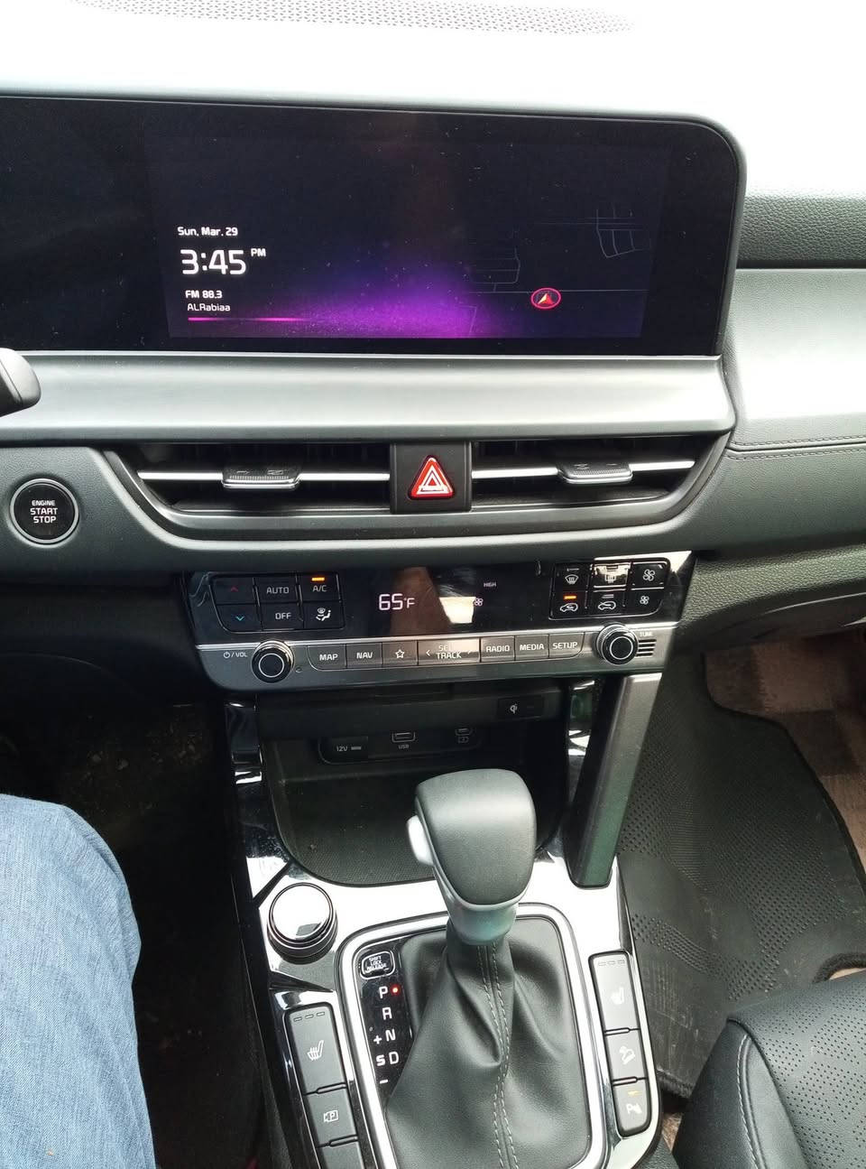 يا الله سلتوز للبيع فقط موديل 2025 بيها فقط قطعتين جاملغ وبنيد بدون شواصي بدون فخذه ماشيه 3000 ميل بوضع الوكالة ارباك فقط دركة الستيرن  تترقم جميع المحافظات السعر 162 وبيها مجال لتواصل ***********
