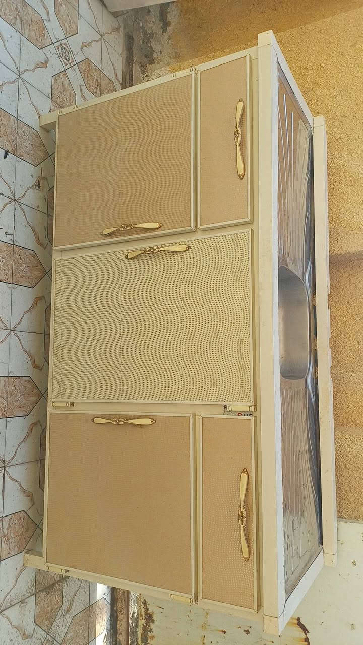 سلام عليكم للبيع سنك وملحق نظيف اخو الجديد رايدي اب٢٠٠ وبي مجال   التواصل ع هذا الرقم  
 ‏‪***********‬ العنوان واسط مركز مدينه
