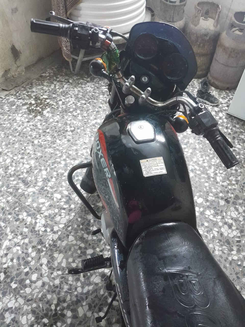 🏍️ للبيع: دراجة "واحد على واحد" - نظافة 100%
المواصفات:
الحالة: نظافة فول، دراجة تخبل وما بيها أي نقص.
المحرك: مجفتة "تجفيت شركة" (شغل درجة أولى).
الإضافات: دراجة "فول على حسب الأصول"، جاهزة من كلشي (شغل واطلع).
السعر: 1,900,000 دينار (مليون وتسعمائة ألف).
📍 المكان: بغداد - البلديات - تقاطع الكهرباء (الاستكشافات).
📞 للتواصل والاستفسار (واتساب): ***********
