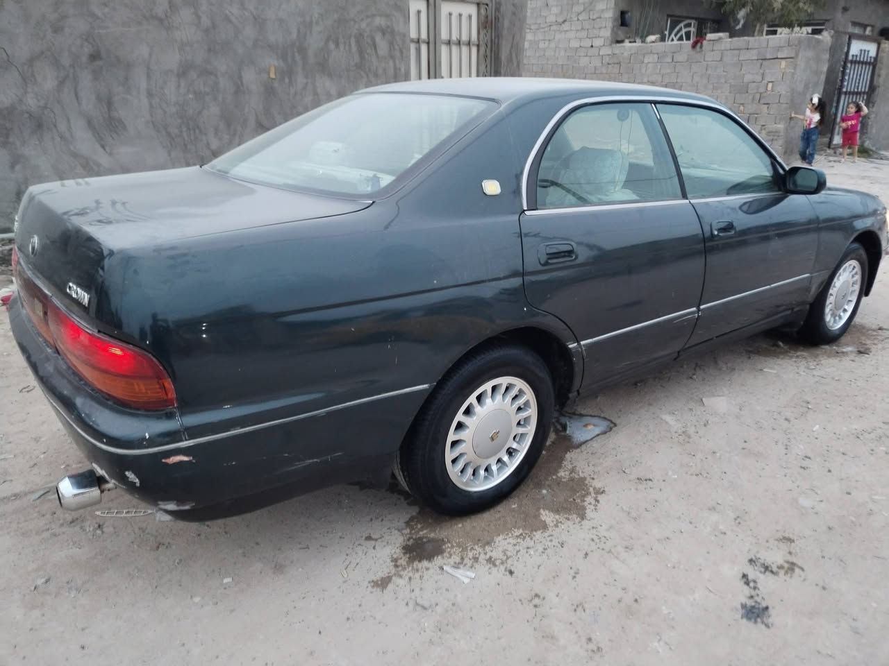 السلام عليكم بطه بيع او مراوس موديل ١٩٩٣ مكفوله كص ونقل جثه وضربه رقم نجف مكينه وكير ٢٥٠٠ غرفته نضيفه تخم تاير حداديه جاهزه سعره ٤٠ بيه مجال مكاني نجف كوفه *********** شراي يتصل
