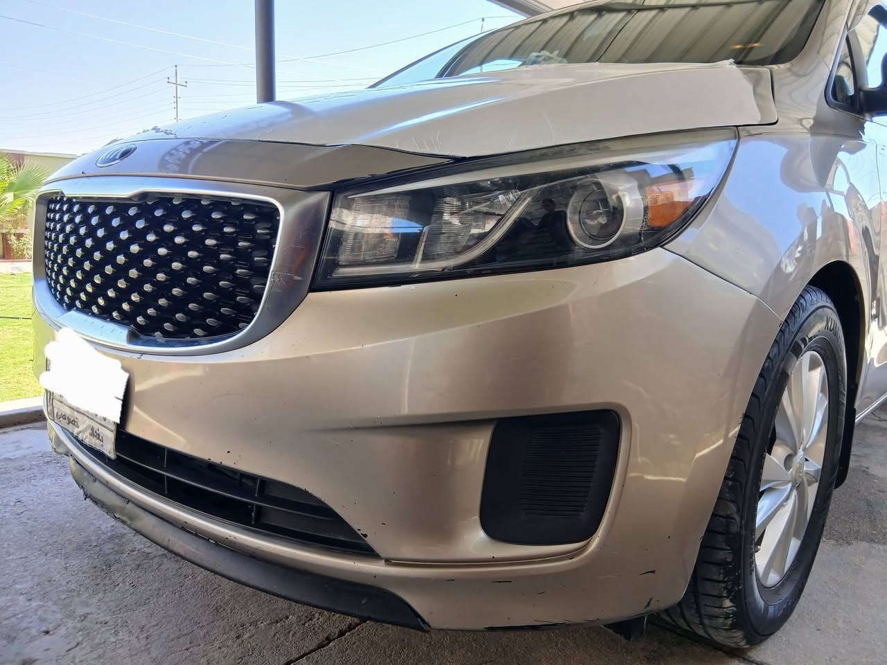 للبيع كيا سيدونا موديل 2015 رقم بغداد بسمي سنويه نافذه الئ 28 تحويل مباشر ضرر السياره بالخارج باب سلايت والچاملغ الخلفي تصليح والبقيه قطع صبغ بالحزام مواصفات السياره نص فول بيبان سلايت كهرباء والصندوگ ميكانيك كشن السايق كهرباء تدفئه وتبريد ومرايات شفط وكامره دوارة وسنتر لوك شغال *********** وتفاصيل وت ساب وماسنجر مكان السيارة الانبار القائم اعتذر عن الاطالة
