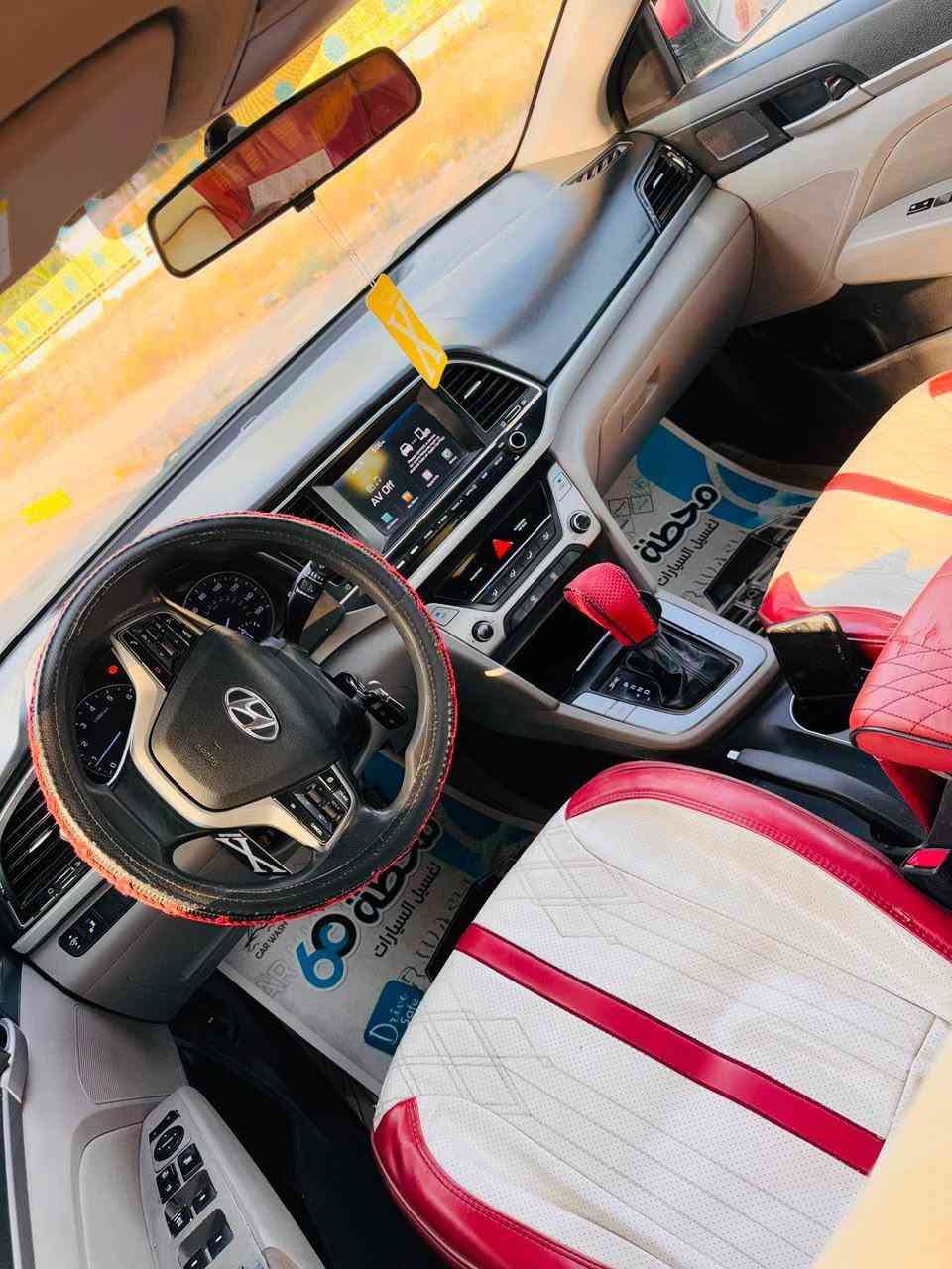 السلام عليكم 
النترا ٢٠١٨ بغداد بسمي كير محرك تبريد حداديه مكفولات عالشرط
وارد امريكي حادثها جاملغ امامي ايمن وبنيد بدون اي دواخل والسونار مرفق بالمنشور وهنا بالعراق الدوسه صبغ فقط السعر ١١٥ وبيها مجال  عنواني بابل محاويل 
***********

