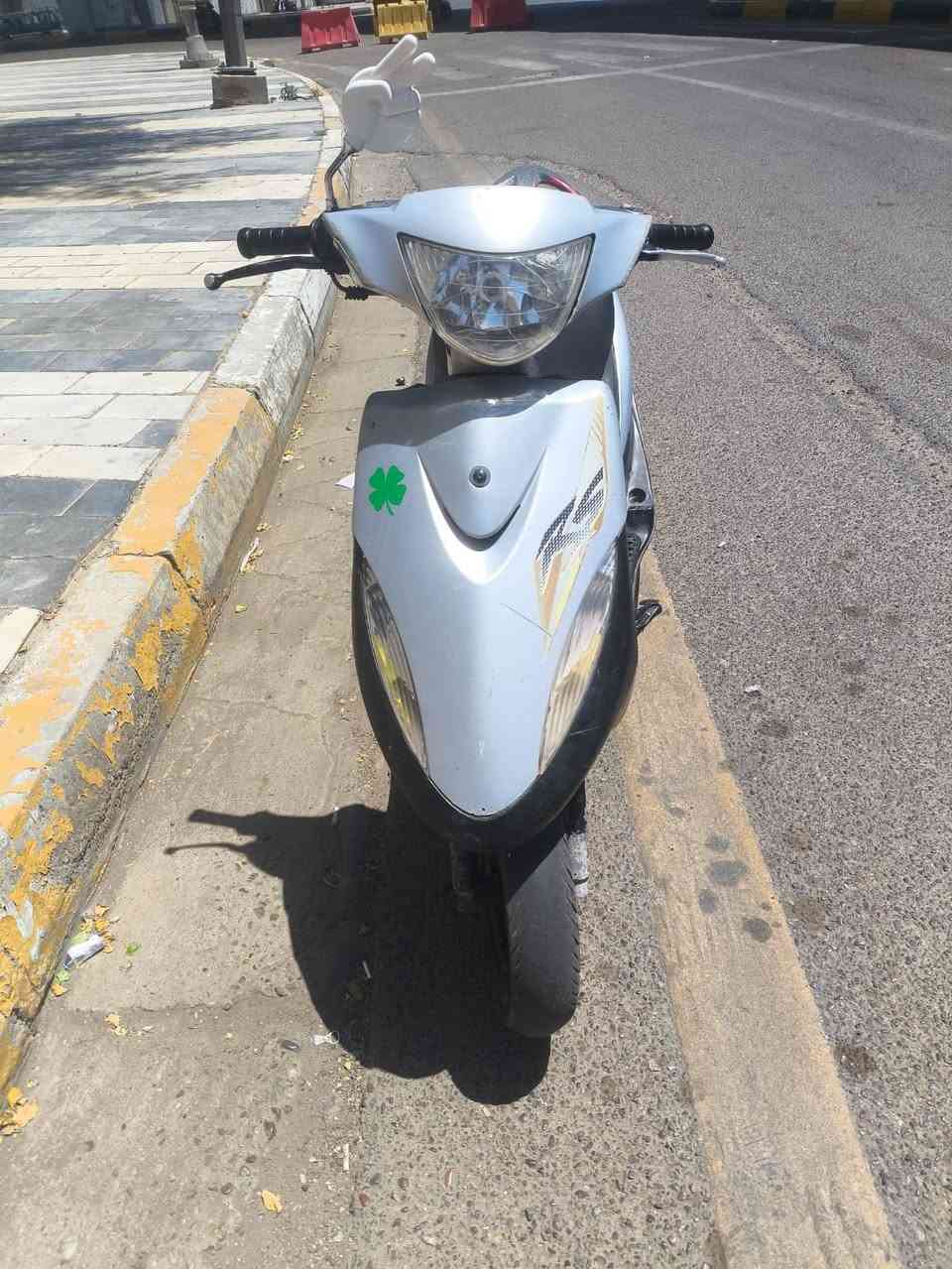 سلام عليكم دراجه ماكس عدله رمبه
الدراجه بلادين وملحه 
ونضيفه وممفتوحه وخرسه 
جيب وياك الف فيتر وتعال وفحص السعر 650وبيهه مجال ونشالله مارجعكم
وهلا بيكم الرقم ***********
