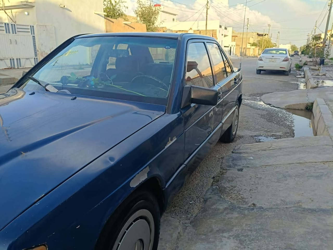 سلام عليكم مرسدس 190كير ومحرك ونجي بشرط صبغ قطعه وحده بيه صدر بشرط رقم سليمانيه سنويه صاقط من 24شرط تحويل سياره خير من الله السعر 40وبي مجال اني مكلف بل نشر***********
