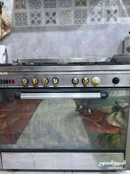 طباخ وفرن ٥ عيون ايطالي الاصلي
سعر ٢٠٠ الف
زبير شارع المعارض
***********
