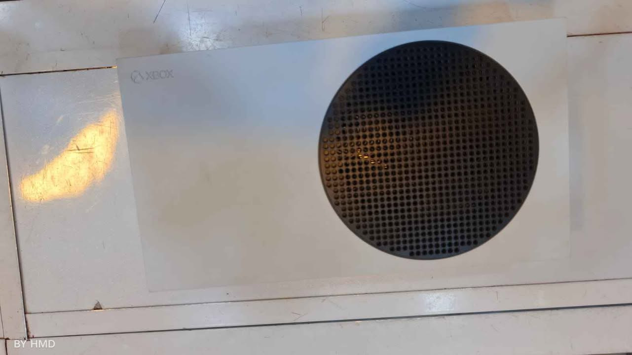 أكس بوكس سيريس اس جديد نضاف 90٪حديث نضام اون لاين جوزتك صليه جوزتك صليه +بطاريه شحن مو واير عمارة, ميسان


**إذا كنت صاحب هذا الإعلان وتريد حذفه لأي سبب، رجاءا أرسل رسالة إلى الدعم الفني**