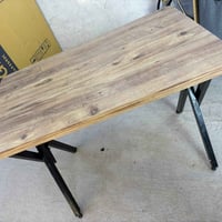 ميز طعام • خشب تركي • بدون كراسي