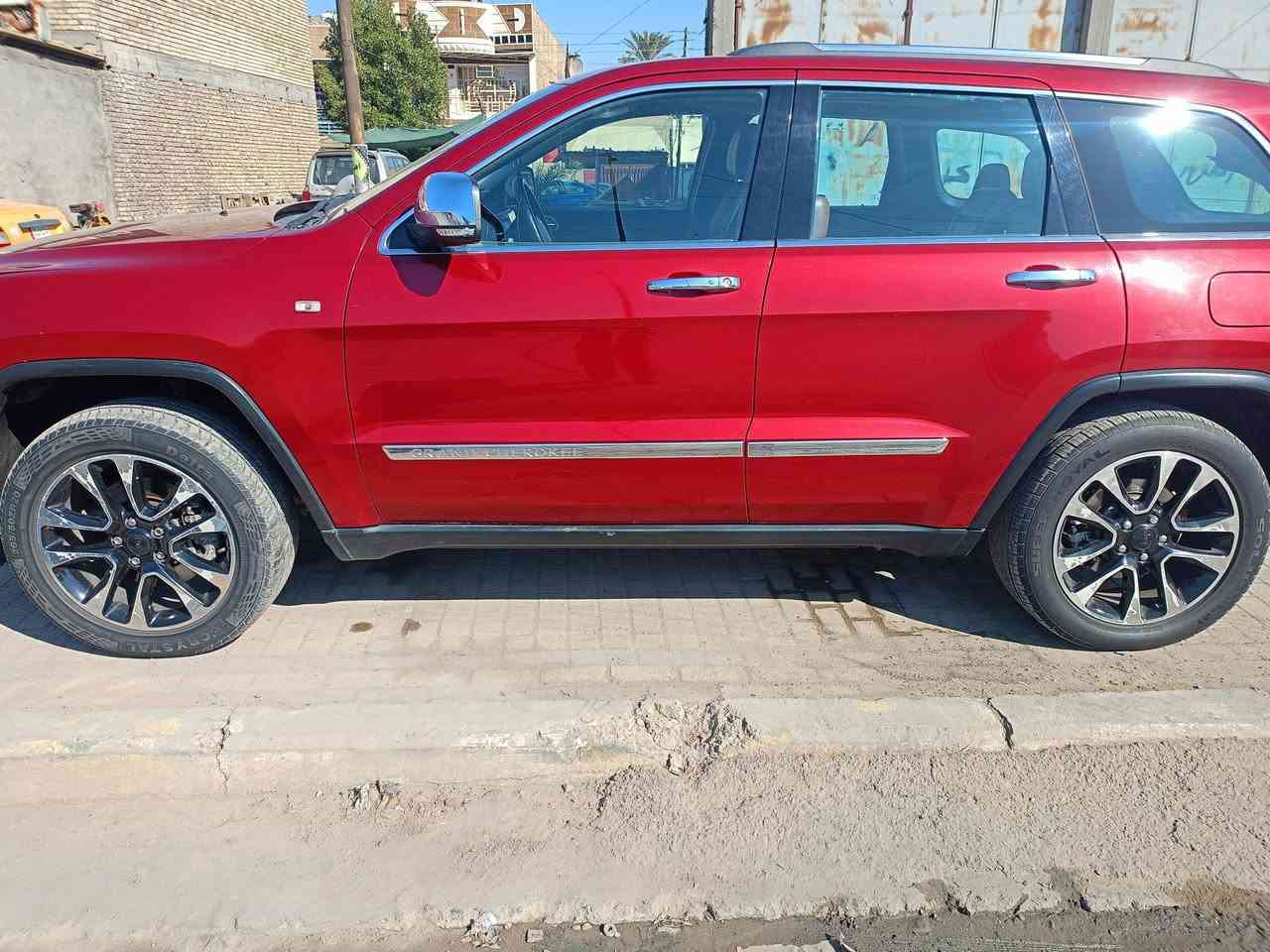 جيب هيمي 8 سلندر خليجي موديل 2013 بيه قطع صبغ ابيع احزام بدون دواخل السعر 125$ بغداد ت***********
