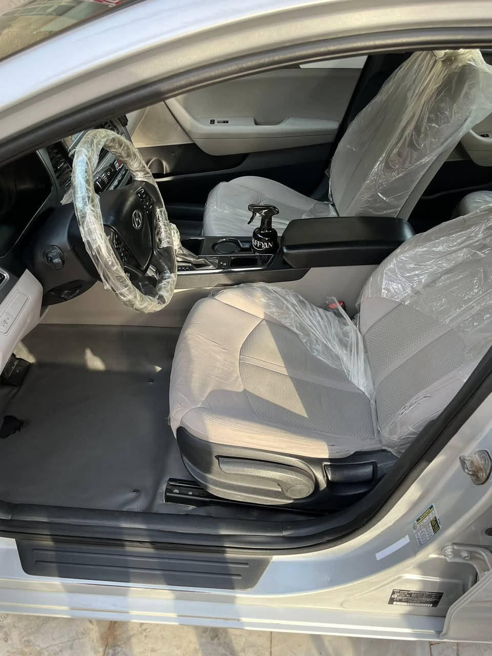 سلام عليكم سوناته 2016 رقم ذي قار  حره تحويل ثاني يوم وارد أمريكي    الباب الخلفي جهه اليمين و تبديل البنيد مكينه اوكير مكفولات مكينه 2400 شرط مامفتوحه لاتبخير ولاتنقيص تبريد ثلج تدفئه شغاله كهربائيات كله شغاله حجئر صالنصه موجود بلادي حداديه 💯 الموصفات شاشه لمس كامره دواره فول تحكم جهتين مثبت سرعه مانع انزلاق تقليل وقود  بلمري   نضام سبورت تحكم امرايات ويل كب اكروم الأصلي تخم تاير جديد سياره جديده وجاهزه من كلشي السعر 120وبيه مجال مكاني الناصرية قضاء النصر ***********
