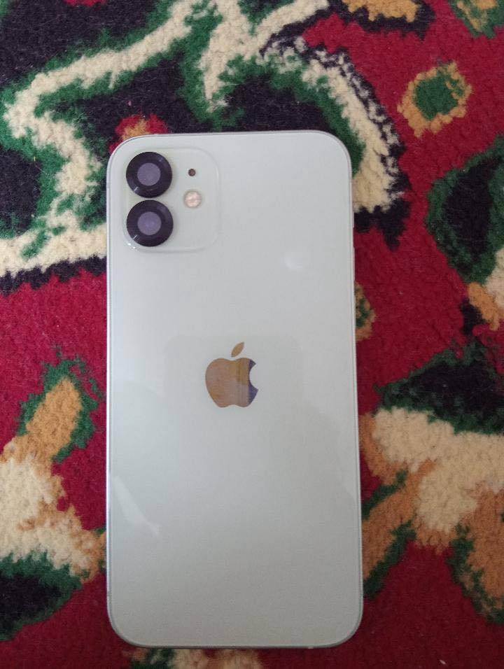 سلام عليكم 12عادي للبيع جهاز نضافه 85/100 ذاكره 128بطاريه 91 دبل سيمكارد جهاز حلوو وصار شهر ونص من أخذته سعره 300وبيه مجال حك الجيه مكاني بغداد المين الثانيه رقمي للتواصل ***********وتساب فقط
