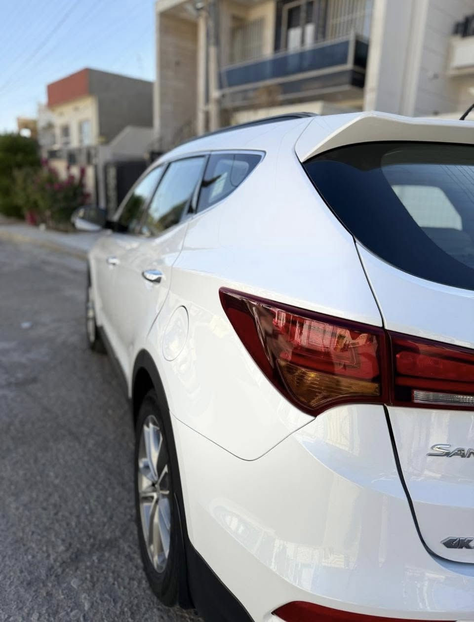 سلام العليكوم
هوندا سنتاڤي 

موديل/2018

V6
فول مواصفات
شاشه كيبر 
بصمه
7راكب
لايت زينون بيلاد
حساس خلفي
صندوق كهربايي
حساس خلفي
مود eco sport
4WD

***********

مكان كركوك
