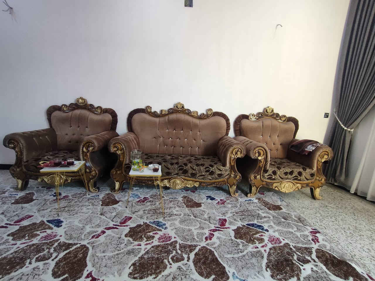 تخم 10 مقاعد خالي من اي ضرر مكاني غزالية 

للتواصل ***********
