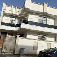 🔥 فرصة ذهبية للبيع السريع 🔥 🏡 بيت حديث البناء 2025 في حي الفرات / مجمع...