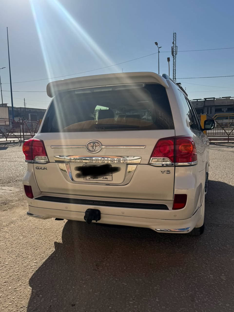 السلام عليكم لاندكروز موديل 12 ماشيه 180
***********
مكان السياره بابل حله
