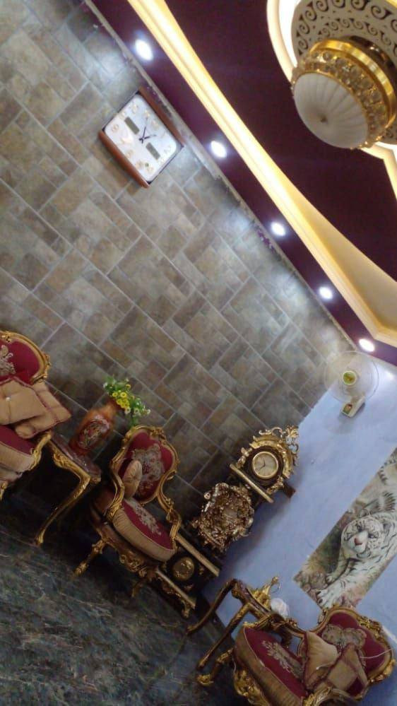 السلام عليكم 
بيت للبيع بناء حديث  طابقين  المساحه ٢٠٠ متر مكون من اربع غرف صالتين كبار ٣ مجاميع صحيه سقف كونكريت سقوف مغربيه  البيت جاهز من كلشي البيت جاهز علئ اخر حبايه لاتصال علئ الرقم 
‏‪***********‬‏
‏‪***********‬‏
