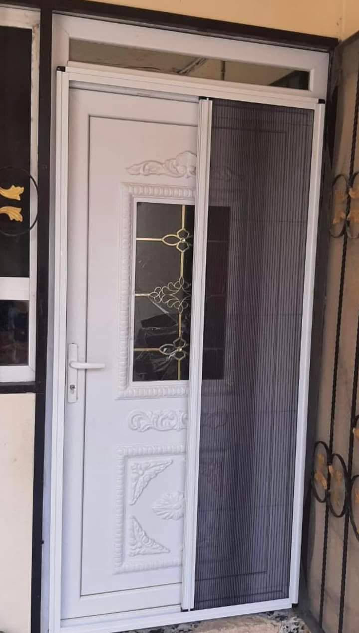 ابواب مانع ذباب وحشرات جميع الالوان مع توصيل والشد داخل خانقين بسعر 110 الف ***********
