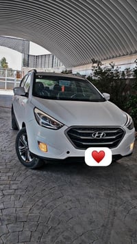 توكسان ٢٠١٥ • ماشيه ١٧٢٠٠٠ • كفاله عامه