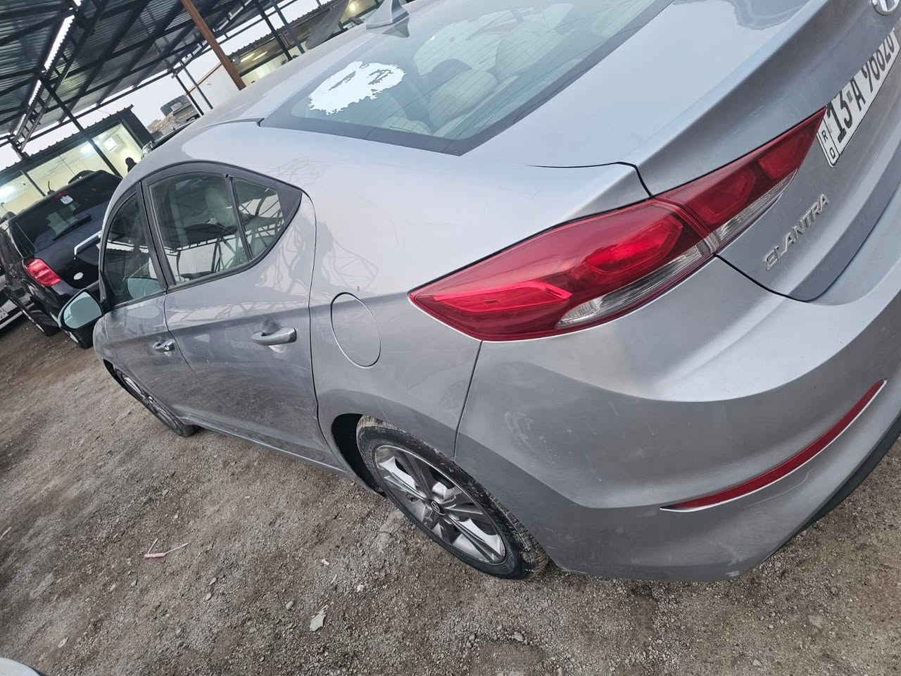 السلام عليكم.
النترا ٢٠١٧وارد امريكي
رقم ميسان دولي توه مجدده
فول مواصفات لمتد
مكينه٢٠٠٠ دوش
كشن جلد 
بصمه
فتحه
ضررها جاملغ موضح بلصوره
وبيه بل هلال الجاملغ الخلفي تقريبا شبر  
السعر 135$
للاستفسار ***********/واتساب
‏‪***********‬‏/اتصال
مكان السيارة واسط
