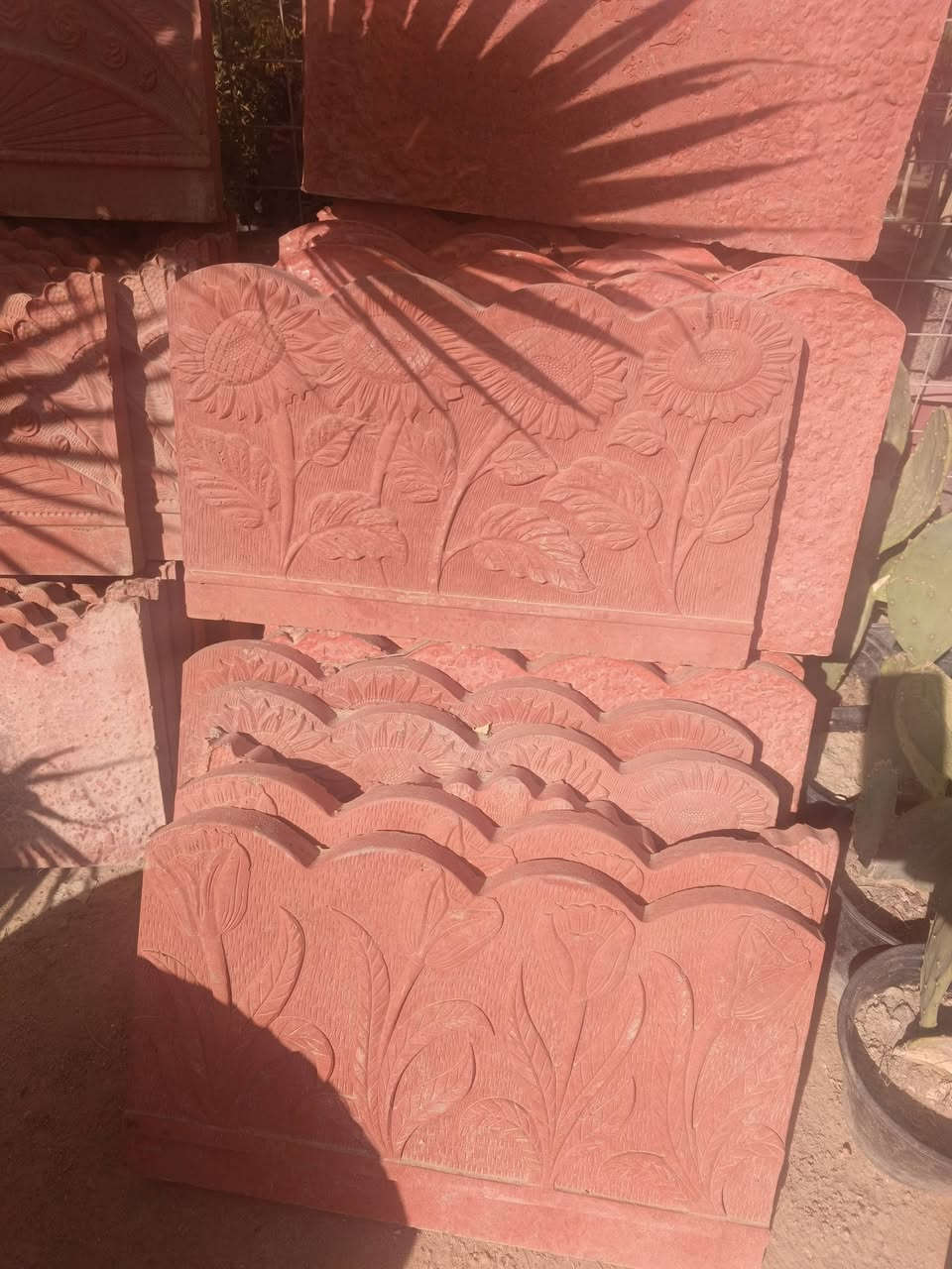 السلام عليكم  اخوان  شغل الحدائق وترتيب وزراعة الحدائق الاستفسار الاتصال عليه الرقم الاتي ‏‪***********‬‏
