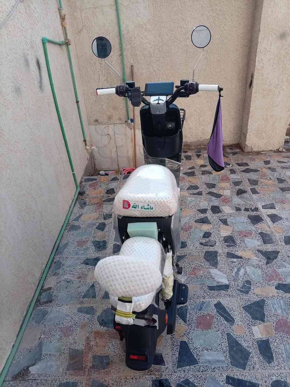 دراجه موديل ٢٠٢٤ مكان بصره زبير السعر ٣٥٠ رقم الهاتف ***********
