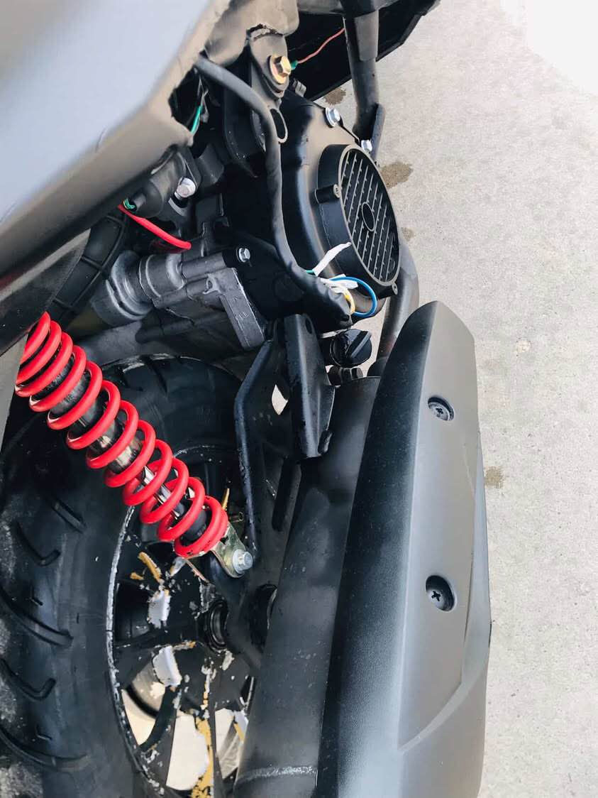 ماكس سكنس140 محرك مزود شلعه ومعدل طياره  دراجه نضيفه ومابيها كل عيب شغل ومشي كله شغال عده الهندر يحتاج تبديل اب15الف  دراجه لونها اسود طافي حيل حلوه للبيع او مراوس مكاني كركوك سعر240رقمي*********** كركوك, العراق
