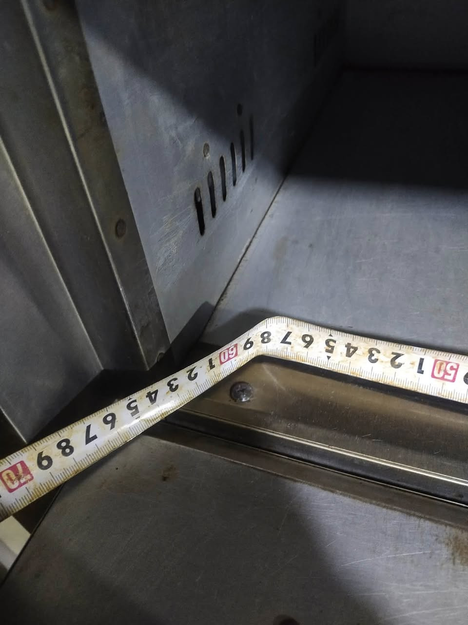 فرن كهربائي نظافة 90 % عرض الفرن 60 والنزال  40
للاستفسار ***********
السعر 350 

مكان بغداد الكريعات
