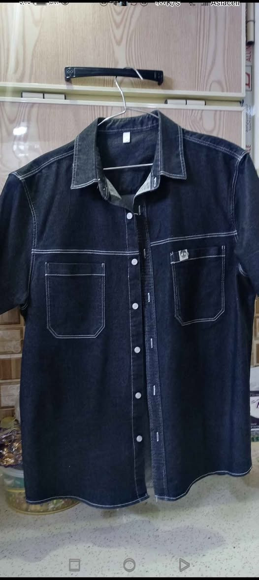 قميص كابوي اسود فاتح جديد مامستعمل قياس XL السعر 20 بي مجال بغداد الحبيبية *********** يوجد واتساب بغداد, العراق

