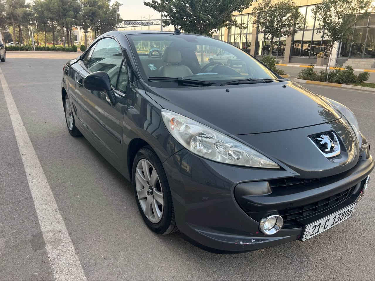 بيجو 2008
كيرعادى. كامل بوياخ لةسةرساغى رةنكى كؤراوة هيج دةعمولئ دراوى نية بةشةرت. 43هةزار رؤشتوة. هةموكيانى تازةية لةسةرشةريكة كارة بايو كيرو مكينةو هةموى بةشةرت *********** كؤرينةوةش ئةكةم لةسةردل كرتن السليمانية, العراق
