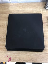 بلاي4 سليم • مهكر 11.00 • مع يدين و العاب