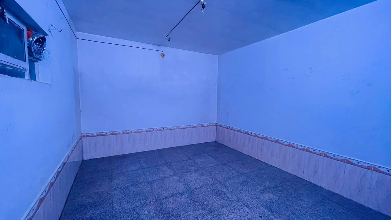 بيت للاجار مساحة 100 عل شارع عام ركن الكوفة الصوب الصغير ايجاره 250 غرفه وصاله ومطبخ وصحيات ***********
