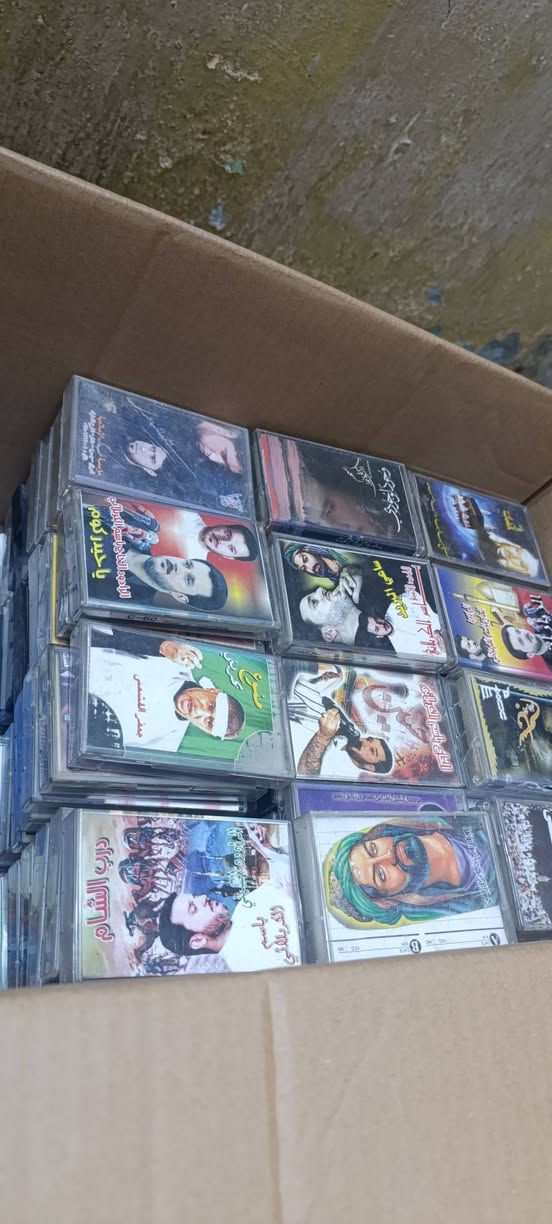 كاسيتات حسينيات اكثرهن باسم الكربلائي بيهن سيد جاسم مله جليل ورواديد بيهن اغاني اجنبي منوعات اكثر حسينيات و3.   ختمات قرائين محمد المنشاوي يعني تغريبن 380 شويه اكثر سعر الكل 100 الف موجود خاص


**إذا كنت صاحب هذا الإعلان وتريد حذفه لأي سبب، رجاءا أرسل رسالة إلى الدعم الفني**