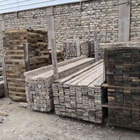 قالب خشب • ١٢ مكعب • الحلة