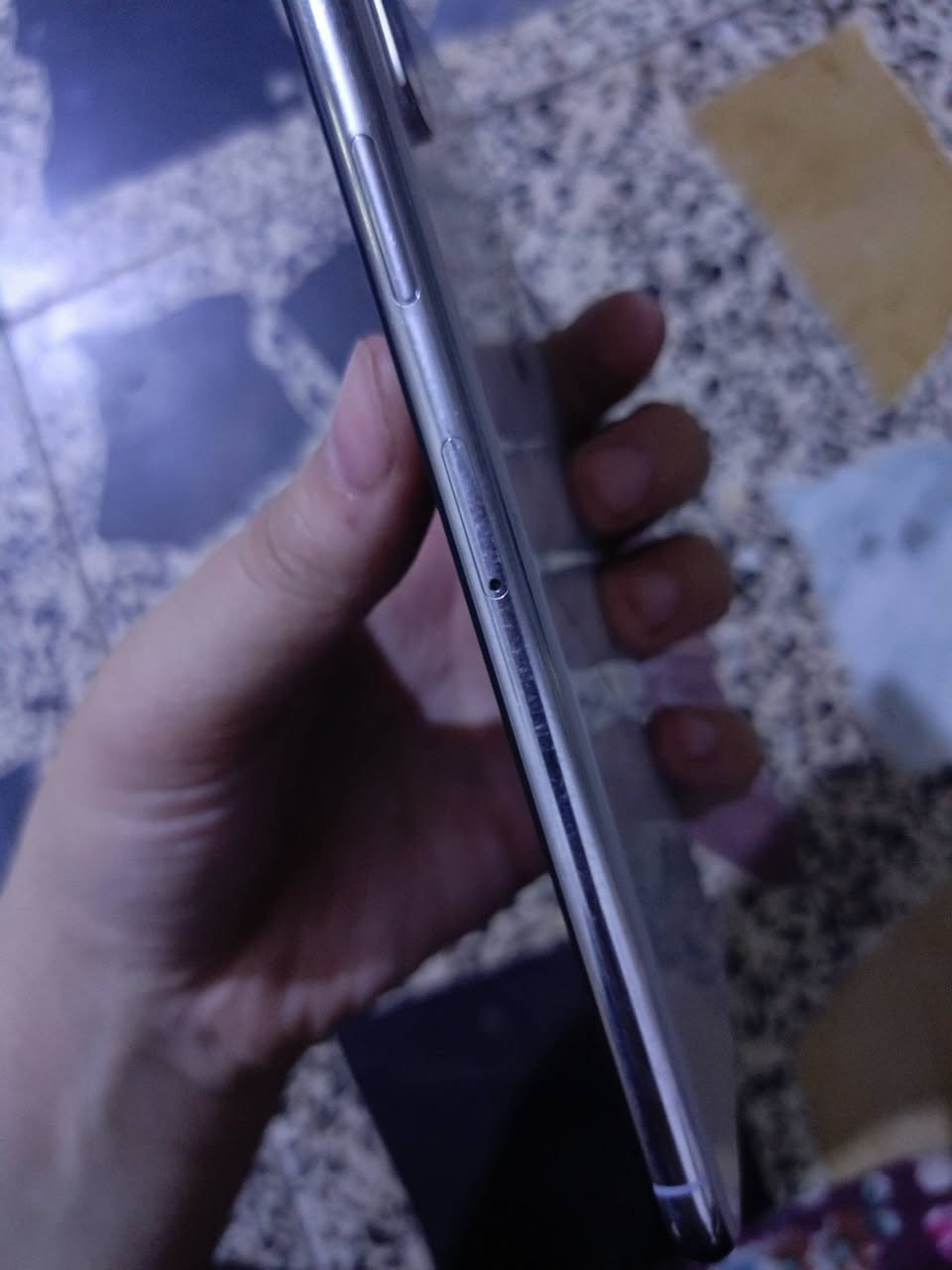 جهاز اكس ماكس الذاكر ٦٤ 
جهاز نضيف وما مبدل بيه أي قطعه 
بس الضهر مكسور 
ويا شاحنه وكيبل 
السعر ٢٠٠ وبيه مجال 
الي يريده يدخلي خاص ويدلل عنواني بغداد 
***********
