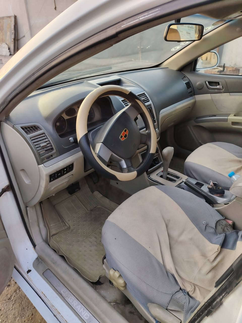 سلام عليكم سياره ام كران مديل ١٣ بصره قبله حي الشهداء ٤٥ سعرها وبيها مجال ما اتواجد ع النت ***********
