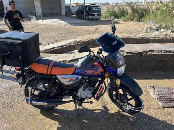 السلام وعليكم هاي دراجه لبيع بوكسر موديل 20 مرقم رقم إنكليزي بسمي ثاني يوم تحويل وهاذه رقمي ***********وتحياتي @#لجميع
