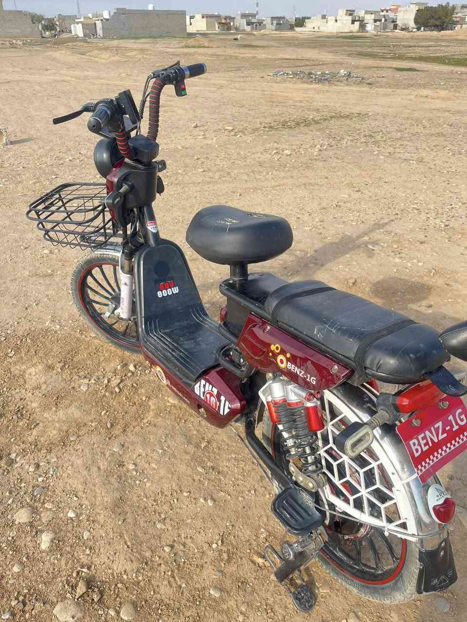 للبيع دراجة شحن موديل 23 دراجة نضيفة كلة شغال +سويج2 كنترول تشغيل عن بعد السعر /200/ الف مكاني خانقين للستفسار اتصال ***********
