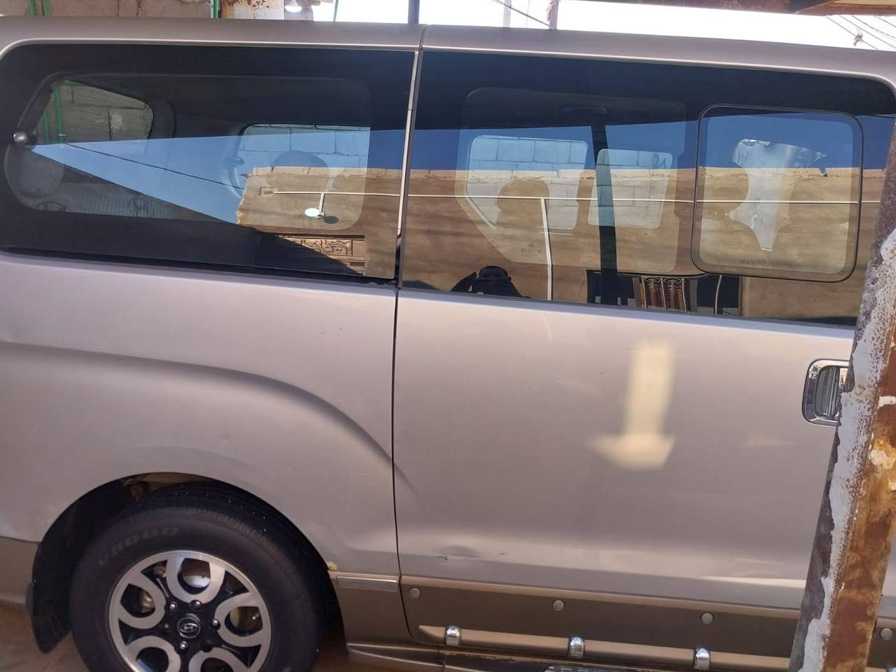 سلام عليكم سياره ستاركس موديل 2010 مكفوله من الضربه محرك سبلاين كير عادي تبريد شغال حداديه جديده بيها رشات صبغ قليله الرقم بصره باسمي تحويل ثاني يوم مصفره هيئه غرامات تخم تاير مكاني البصره الزبير  السعر 148 وبيها مجال قليل  الاستفسار الاتصال ع الأرقام التاليه ***********-*********** ما متواجد ع خاص رجاء مو شراي لا يتصل
